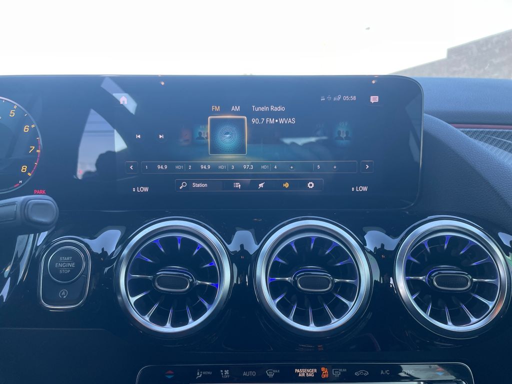 2022 Mercedes-Benz GLA GLA35 AMG - Photo 12
