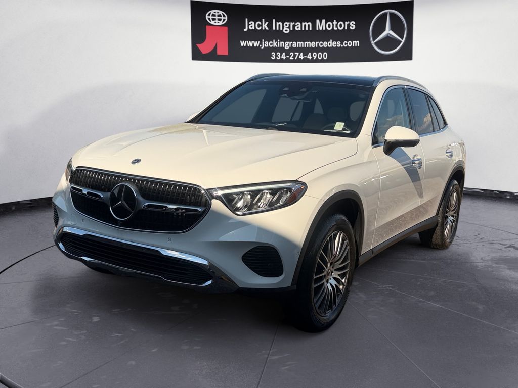 2026 Mercedes-Benz GLC 300 SUV 