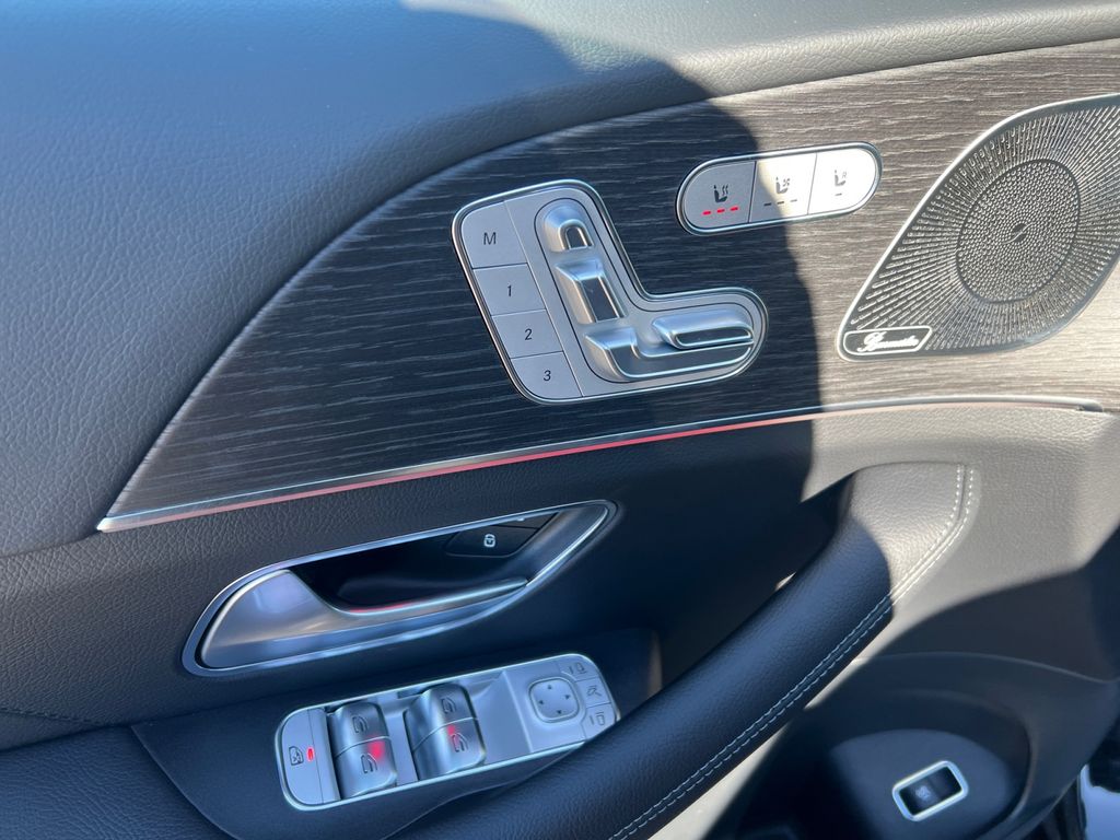 2026 Mercedes-Benz GLE GLE450 - Photo 17