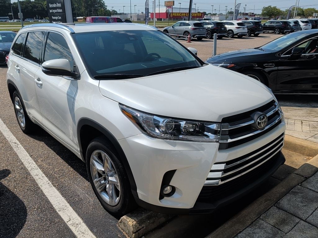 Used 2019 Toyota Highlander Limited V6 SUV