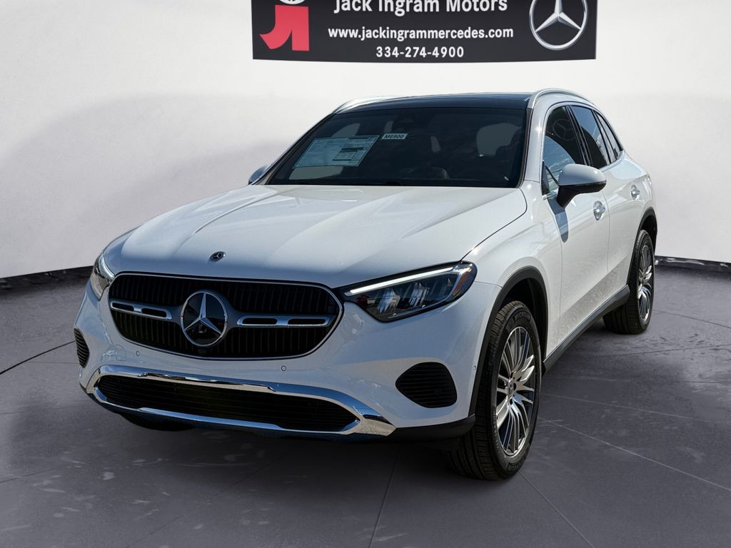 2026 Mercedes-Benz GLC