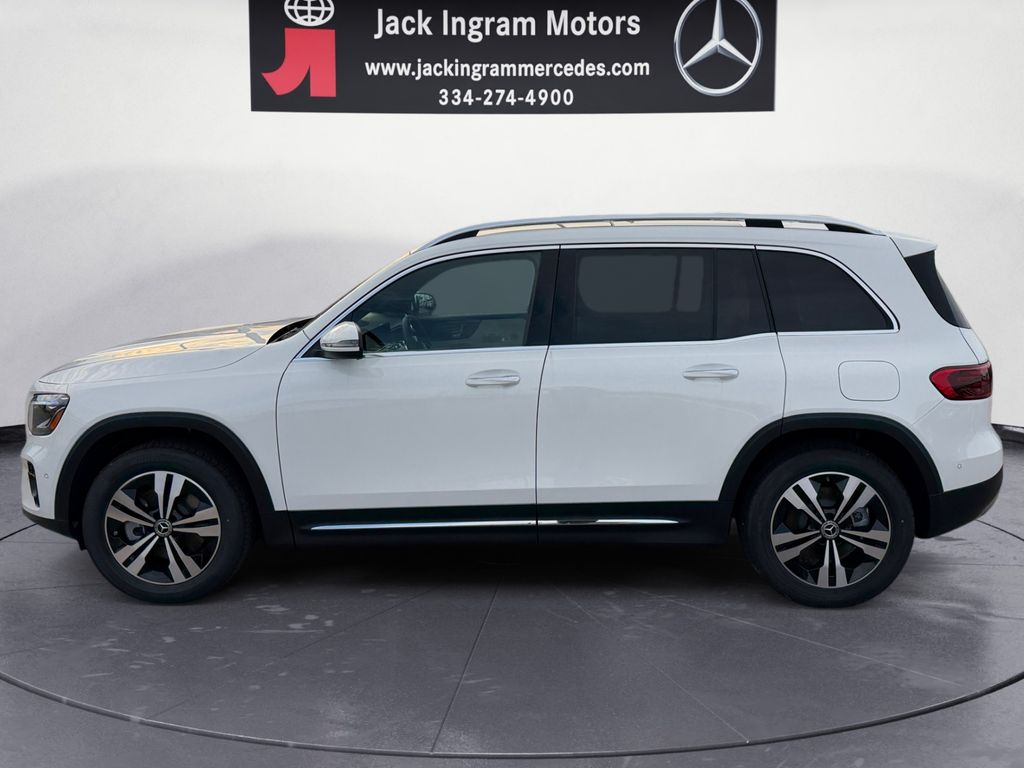 2026 Mercedes-Benz GLB GLB 250 - Photo 2