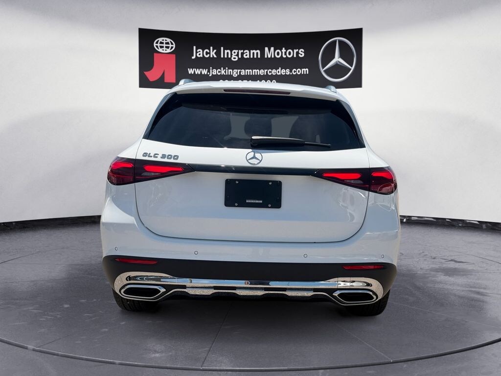 New 2026 Mercedes-Benz GLC 300 SUV