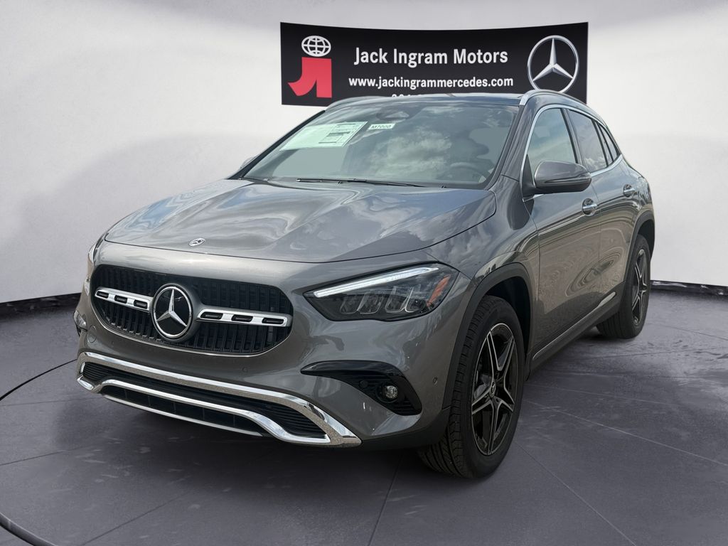2026 Mercedes-Benz GLA GLA 250's photo