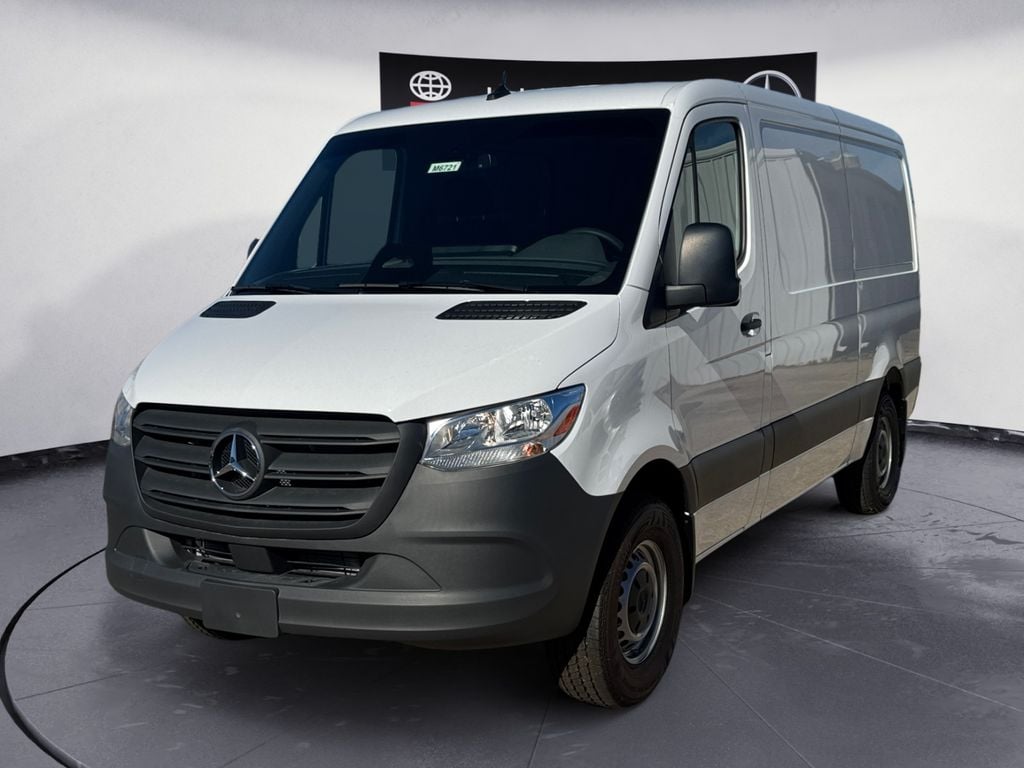 2025 Mercedes-Benz Sprinter 2500 144 WB's photo