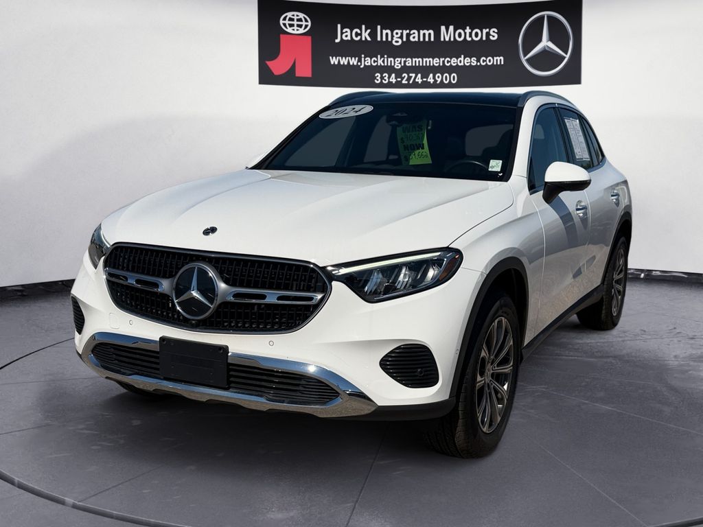 2024 Mercedes-Benz GLC 300 SUV 
