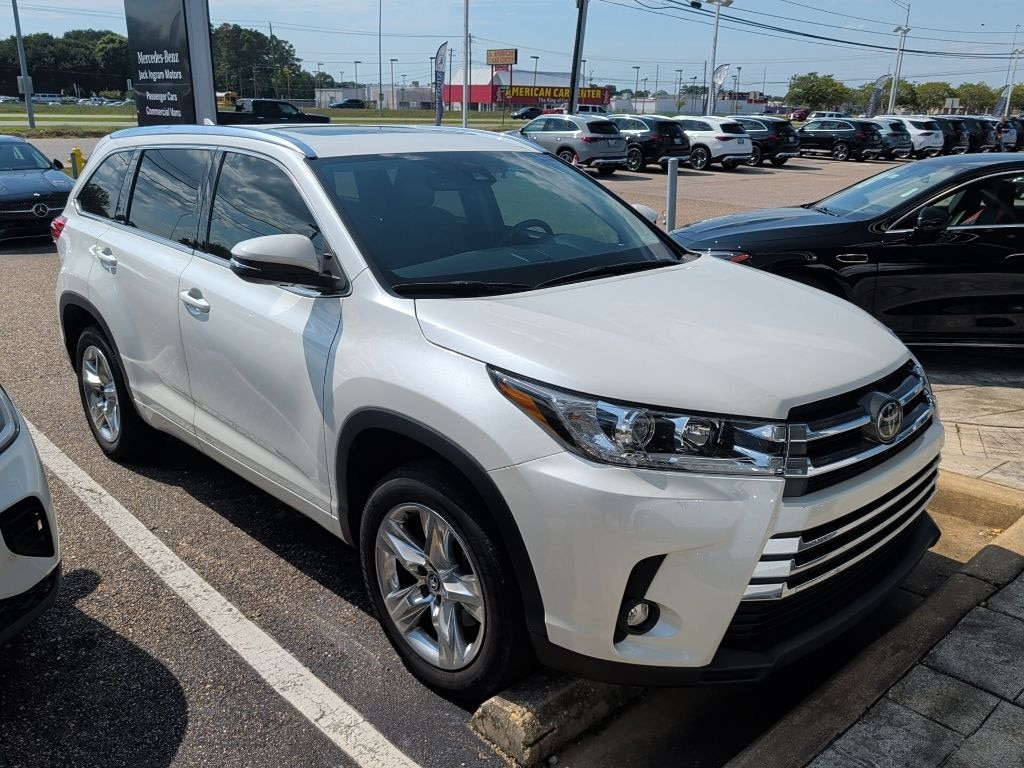 Used 2019 Toyota Highlander Limited V6 SUV