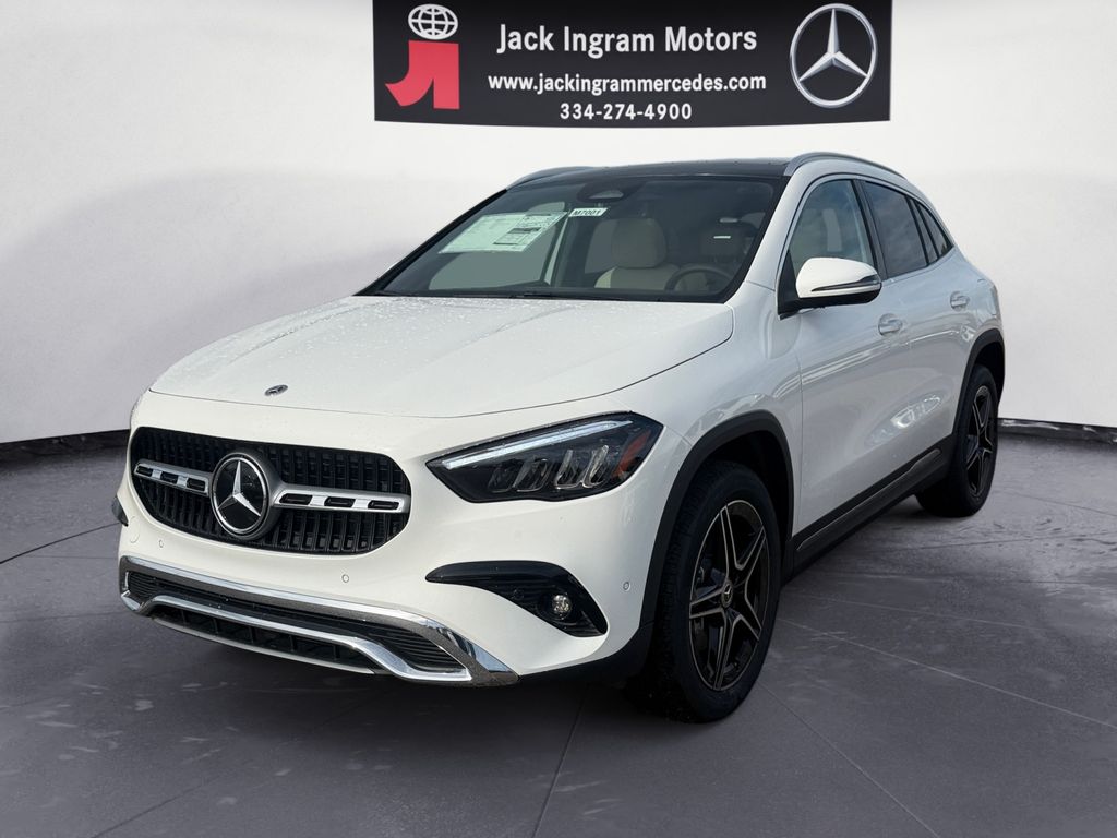 2026 Mercedes-Benz GLA GLA 250's photo