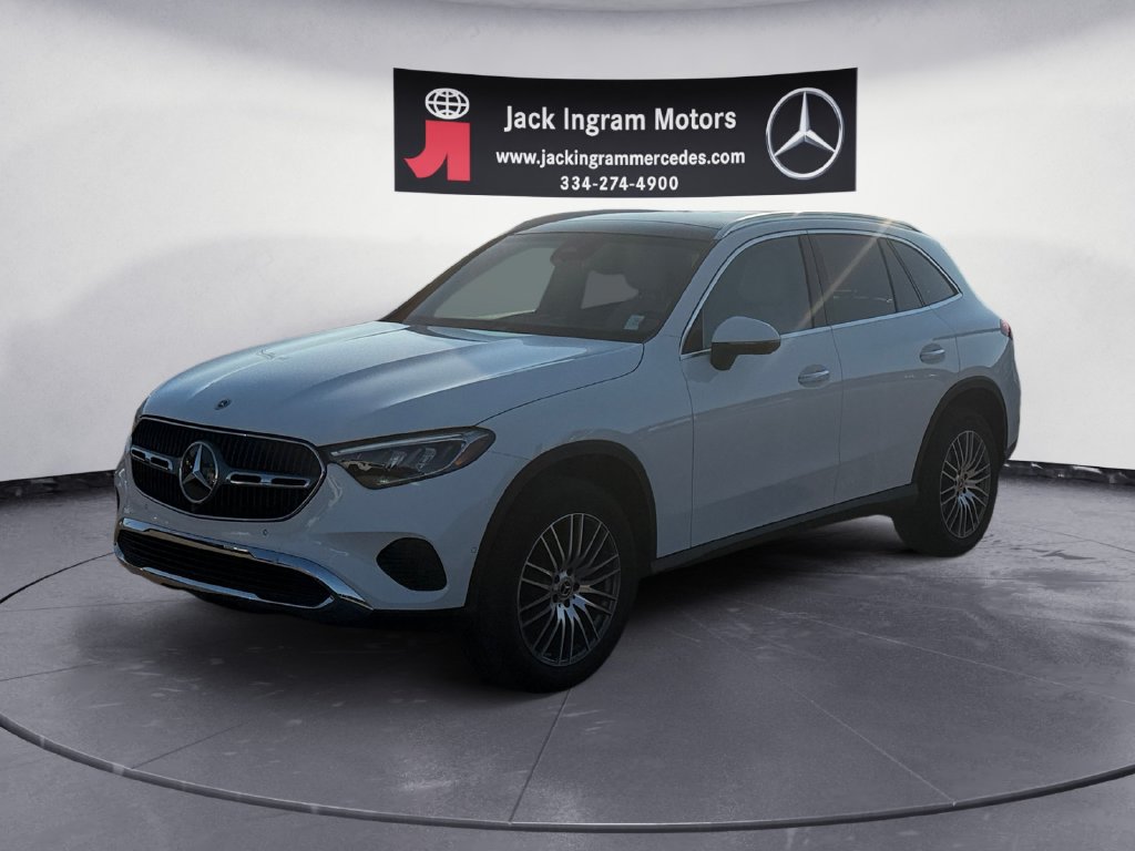 2025 Mercedes-Benz GLC