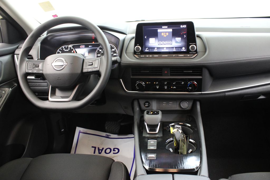 2026 Nissan Rogue S - Photo 9