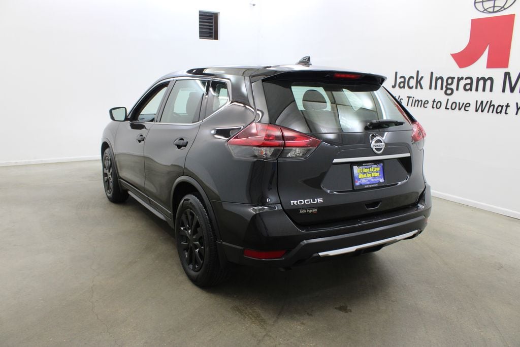 Used 2020 Nissan Rogue S SUV