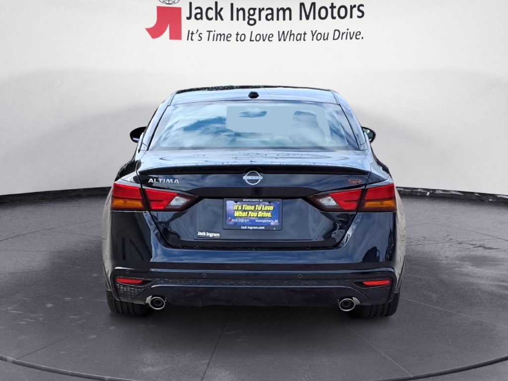 Used 2025 Nissan Altima SR Sedan