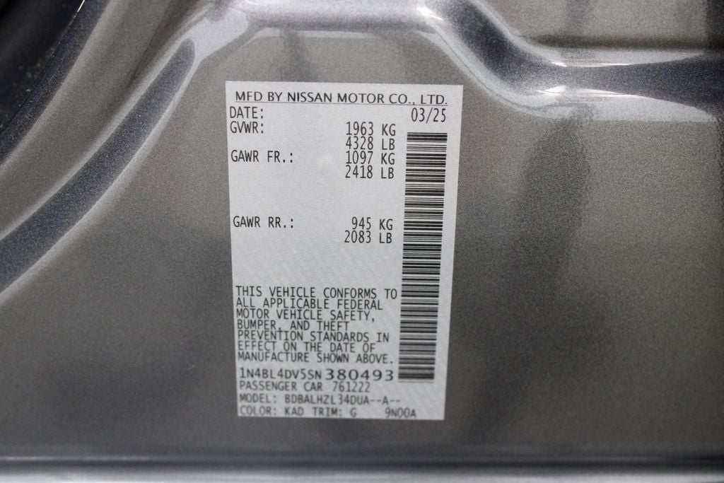 2025 Nissan Altima SV - Photo 29