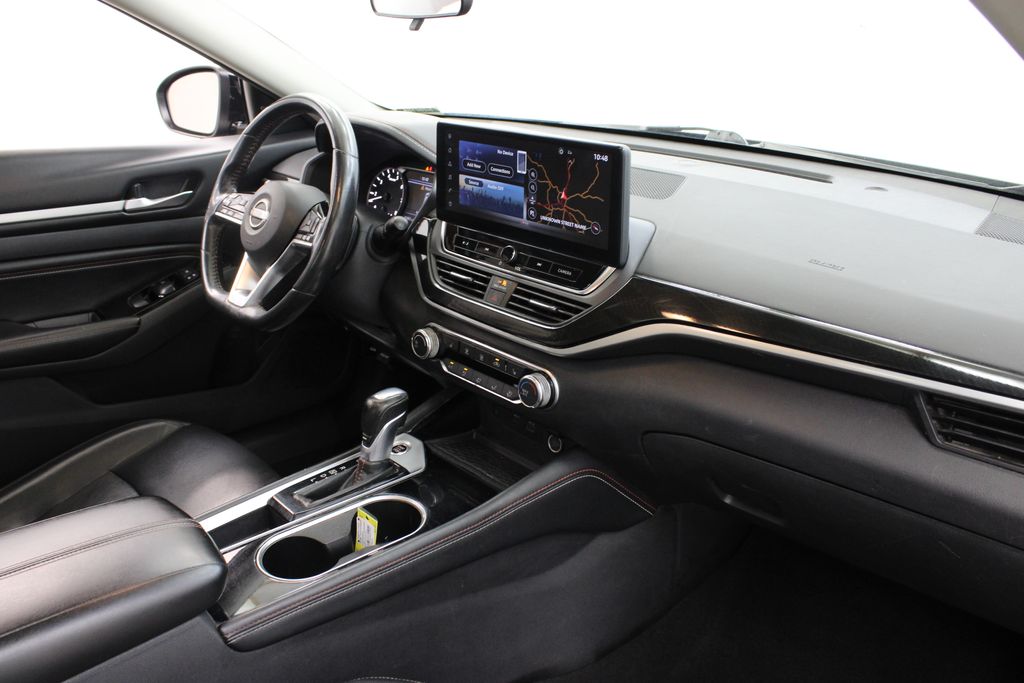 2023 Nissan Altima SR - Photo 25