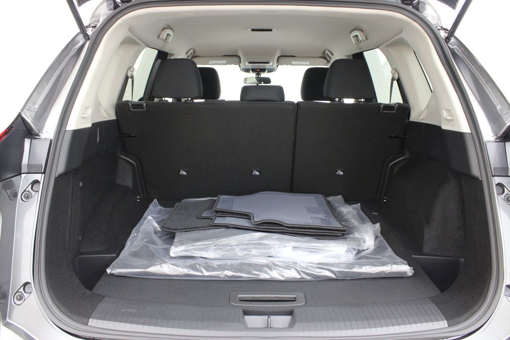 2026 Nissan Rogue S - Photo 27