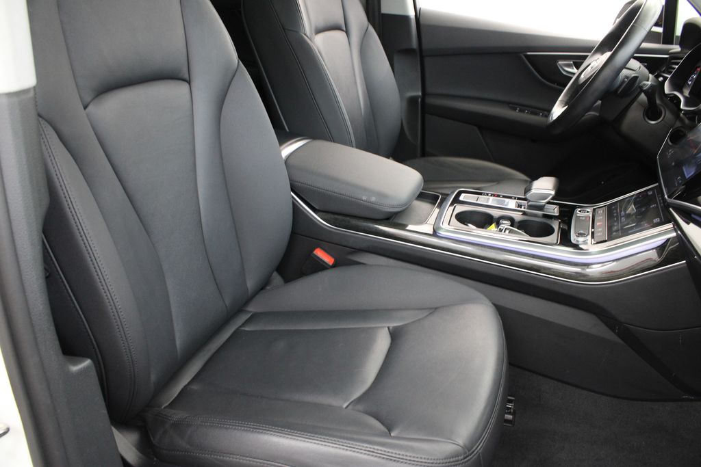 2022 Audi Q7 Premium - Photo 25
