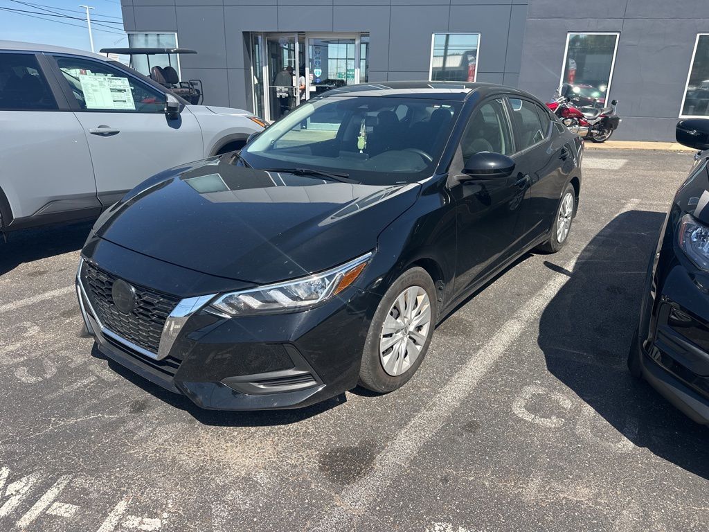 2022 Nissan Sentra S CVT's photo