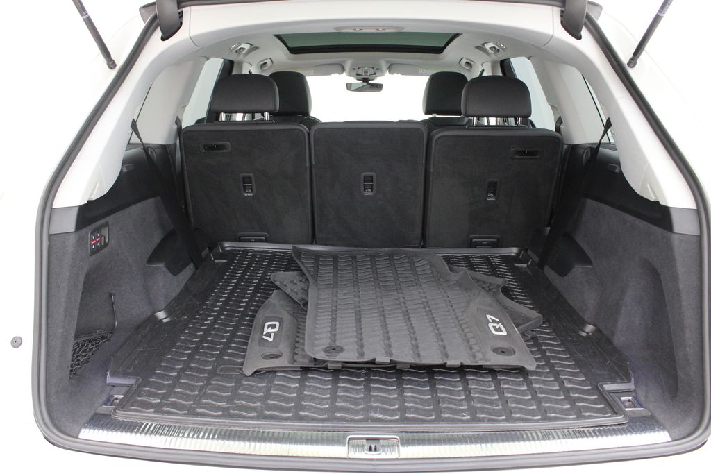 2022 Audi Q7 Premium - Photo 32