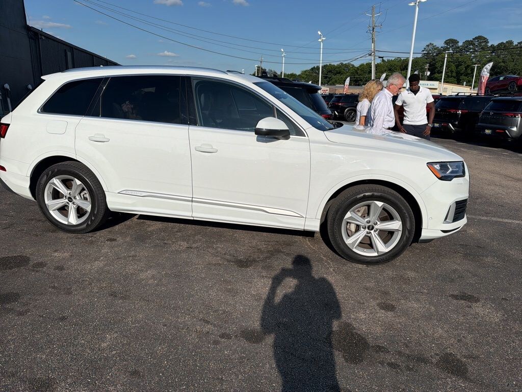 Used 2022 Audi Q7 45 Premium SUV