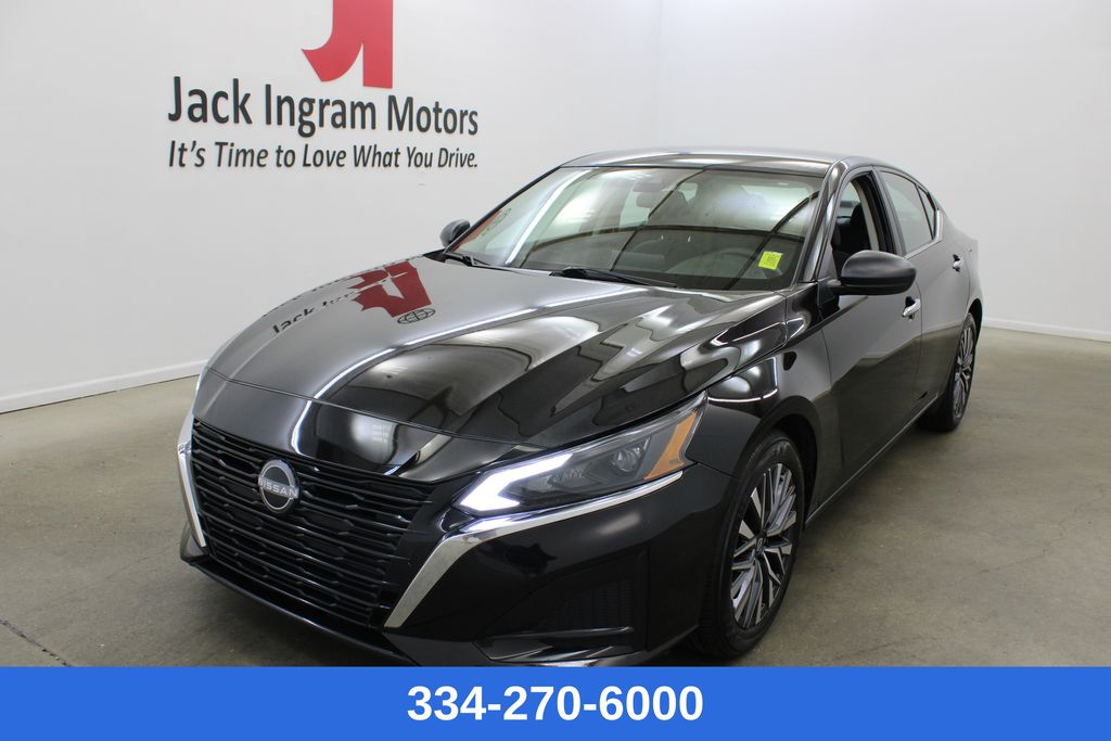 2025 Nissan Altima