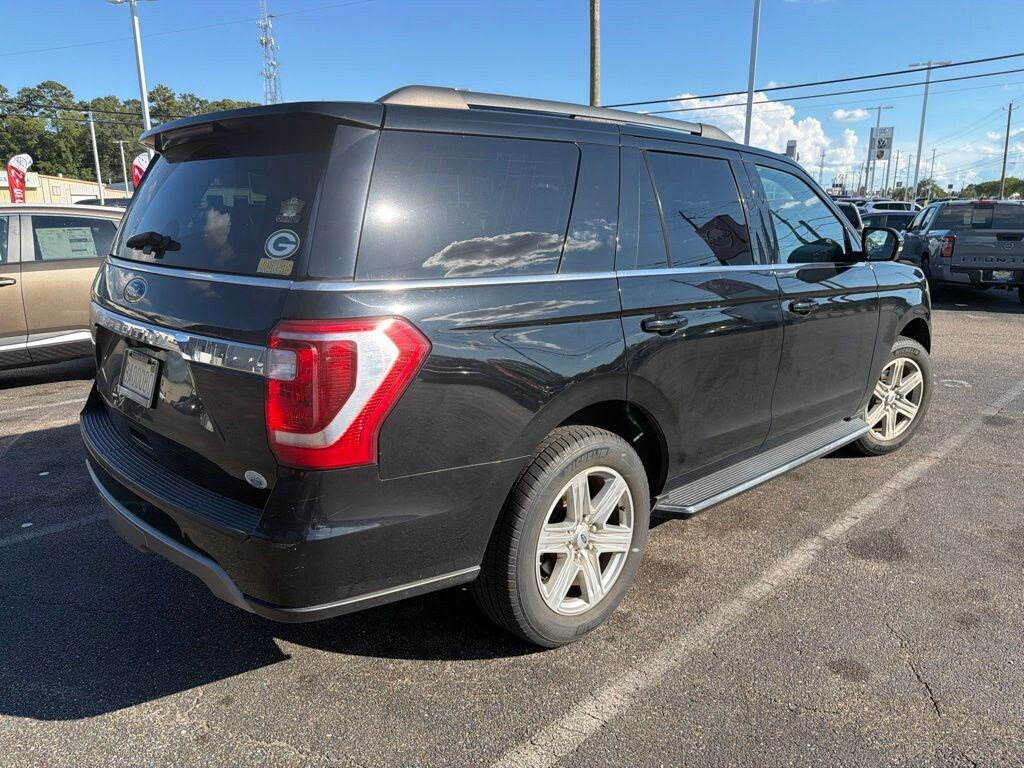 Used 2018 Ford Expedition XLT SUV