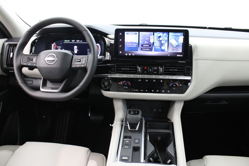 2026 Nissan Pathfinder SL - Photo 9
