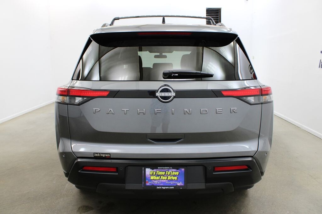 Used 2026 Nissan Pathfinder SV SUV