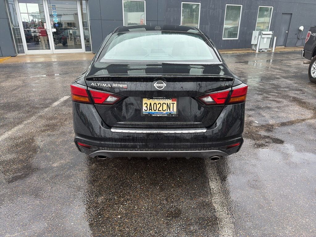 Certified 2022 Nissan Altima 2.5 SR Sedan