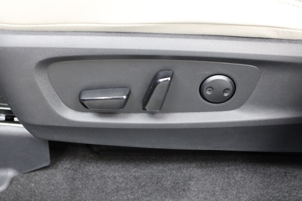 2026 Nissan Pathfinder SL - Photo 17