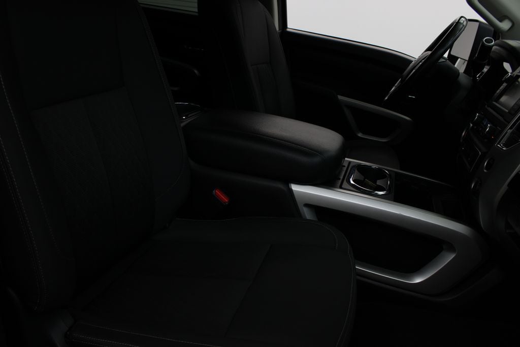 2019 Nissan Titan SV - Photo 24