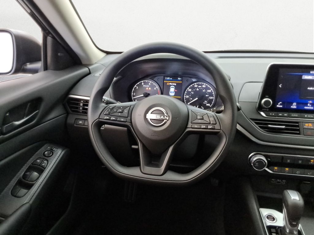 2025 Nissan Altima S - Photo 12