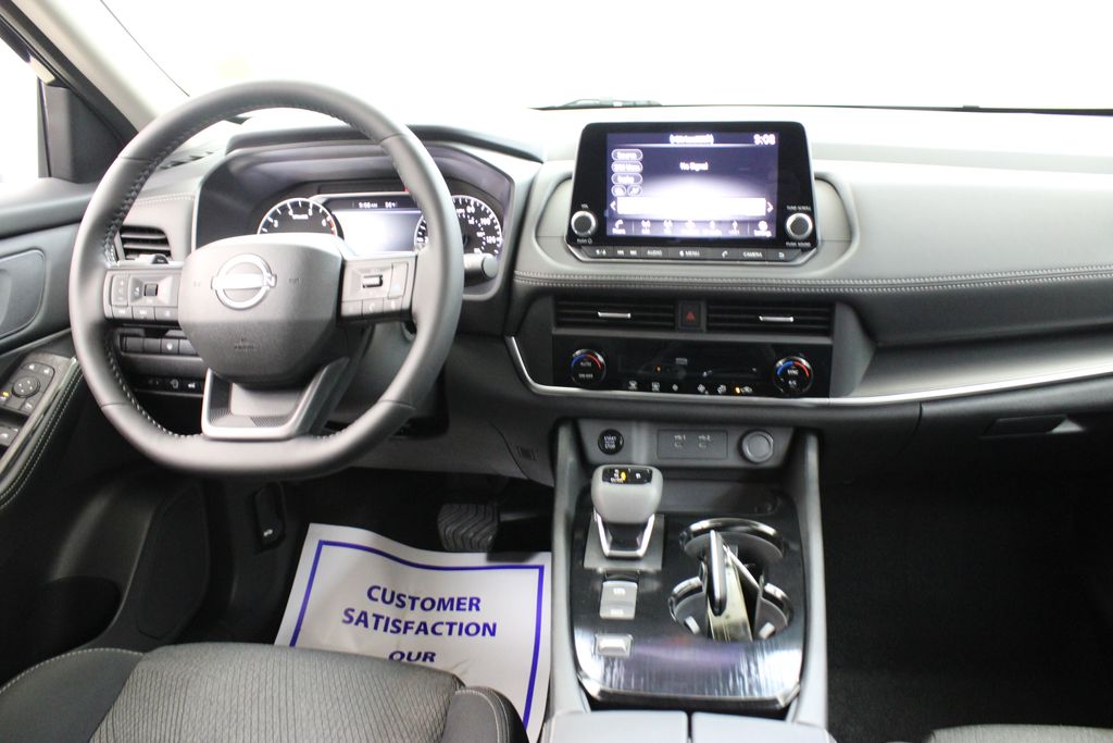 2026 Nissan Rogue SV - Photo 9