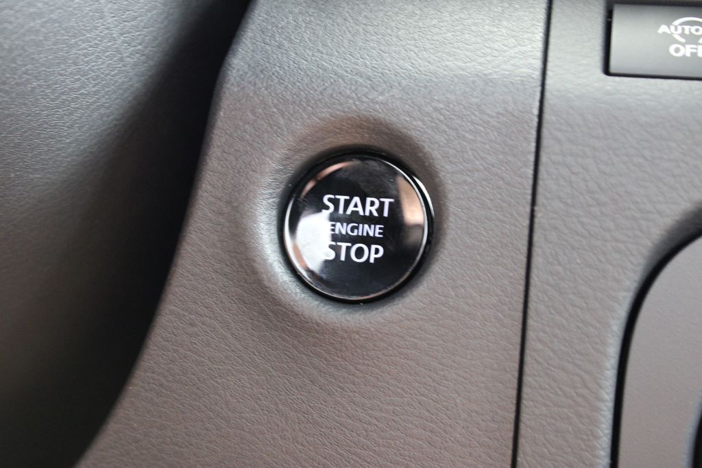 2026 Nissan Frontier PRO-4X - Photo 11