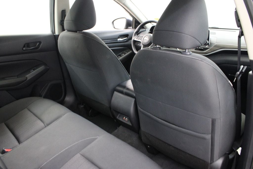 2025 Nissan Altima SV - Photo 15