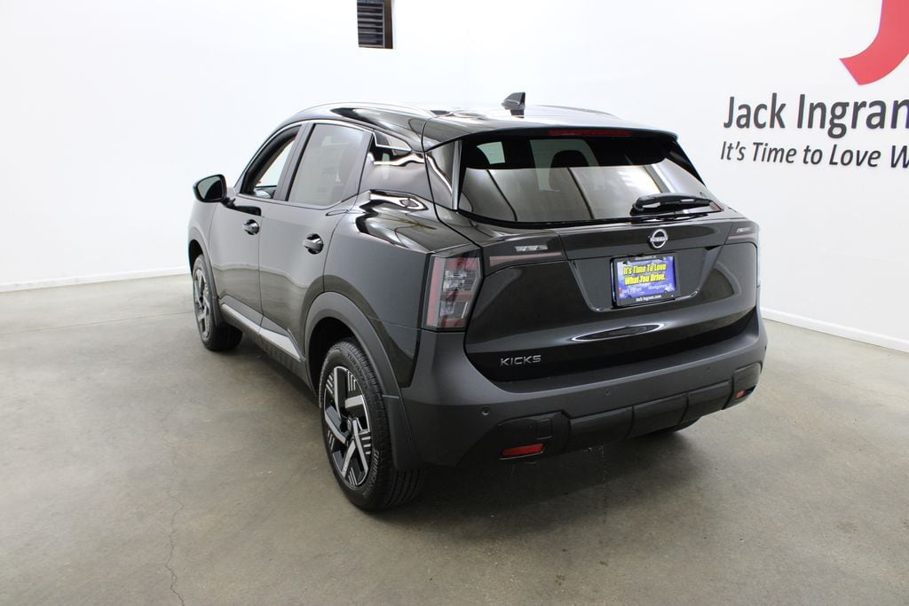 New 2026 Nissan Kicks SV SUV