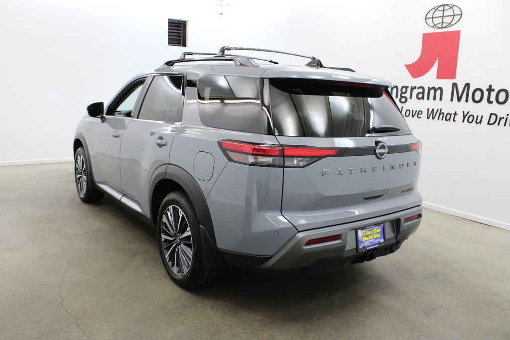 New 2026 Nissan Pathfinder Platinum SUV
