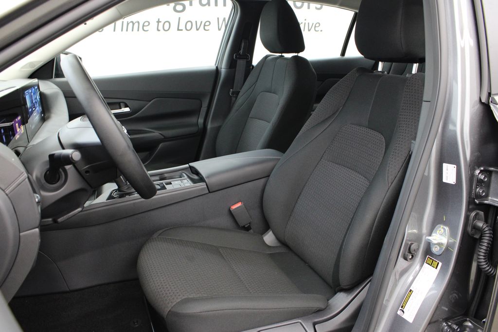 2026 Nissan Sentra S - Photo 13
