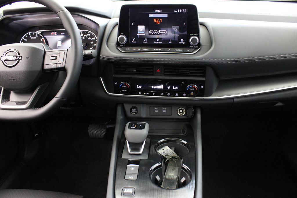 2026 Nissan Rogue Dark Armor - Photo 21