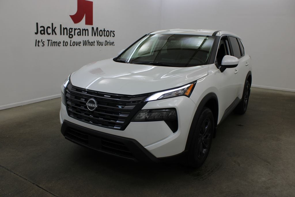 New 2026 Nissan Rogue SV SUV