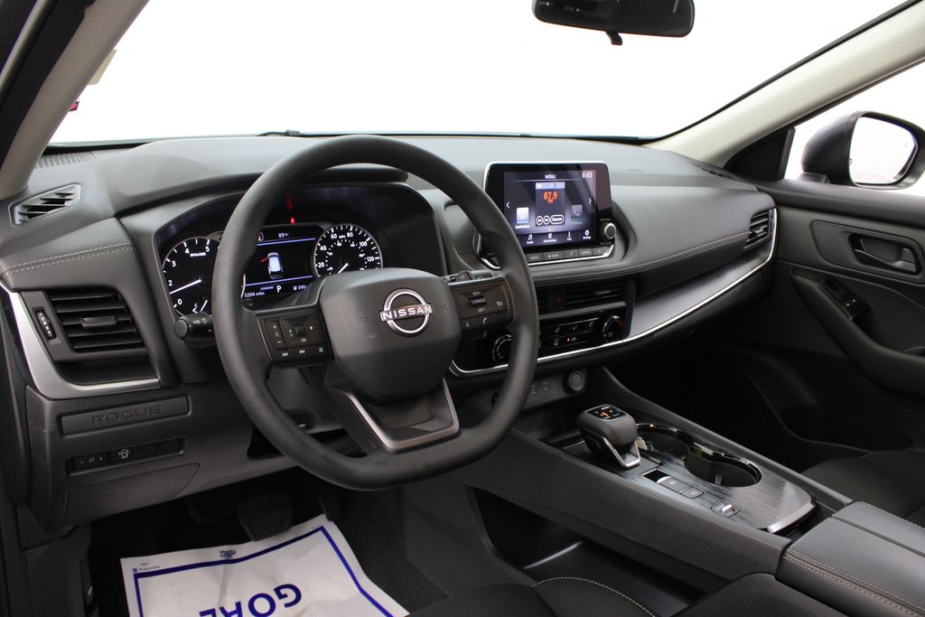 2026 Nissan Rogue S - Photo 15