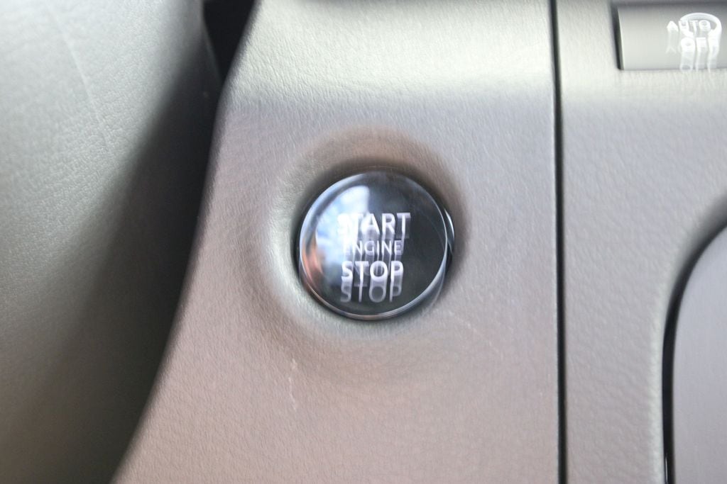 2026 Nissan Frontier SV - Photo 10