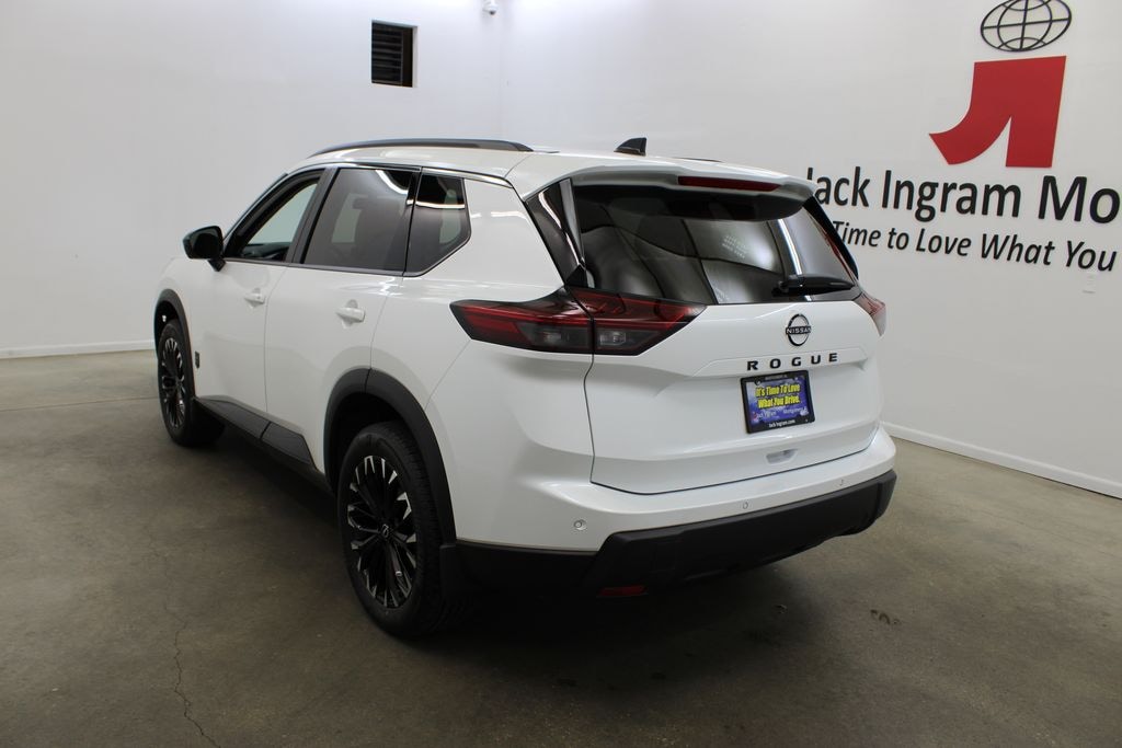 New 2026 Nissan Rogue Dark Armor SUV