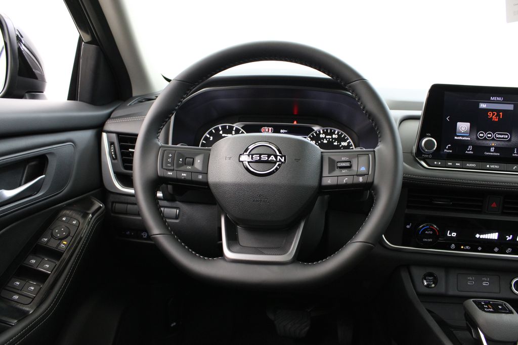 2026 Nissan Rogue Dark Armor - Photo 22