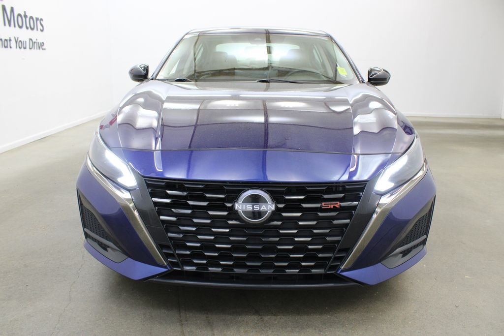 2023 Nissan Altima SR - Photo 7