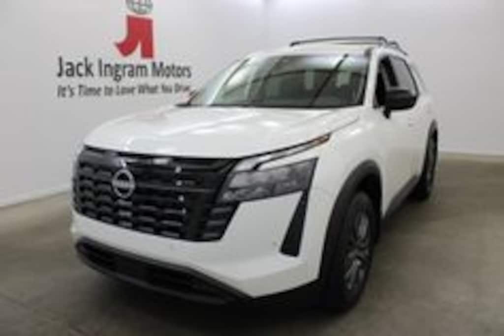 New 2026 Nissan Pathfinder SV SUV