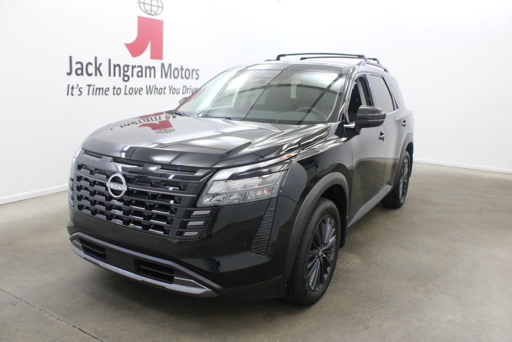New 2026 Nissan Pathfinder SL SUV