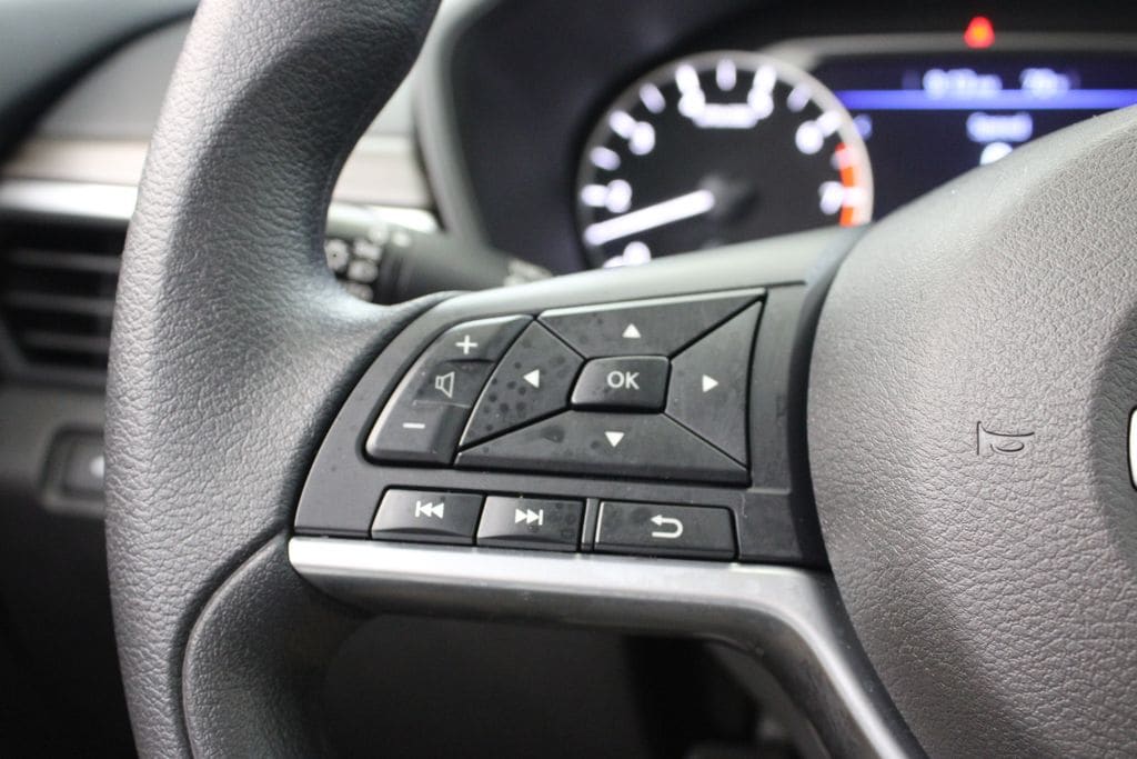 2025 Nissan Altima SV - Photo 25