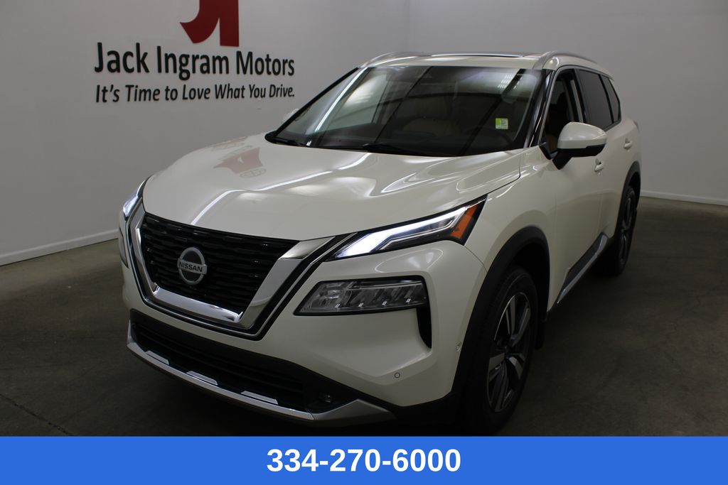 2021 Nissan Rogue Platinum FWD's photo