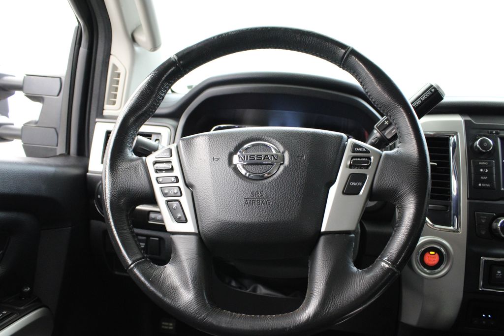 2019 Nissan Titan SV - Photo 23