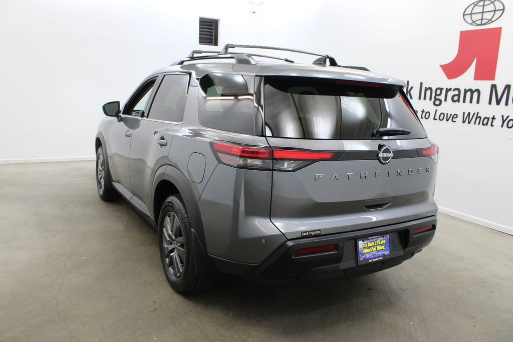 New 2026 Nissan Pathfinder SV SUV